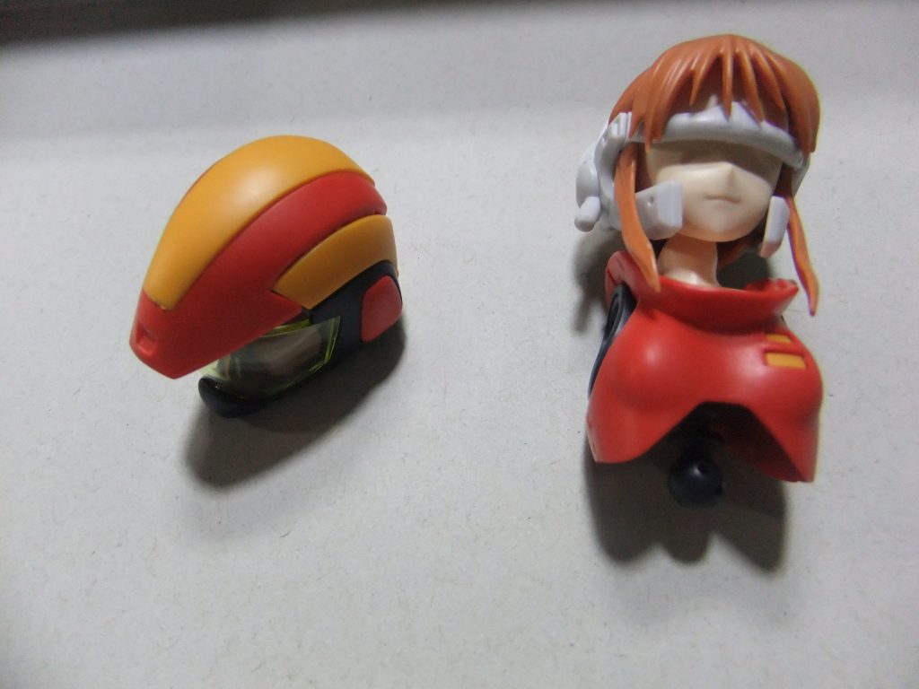 今回の「 売り」のヘルメットパーツと胸部パーツ＆ヘッドセットパーツとなります😁 