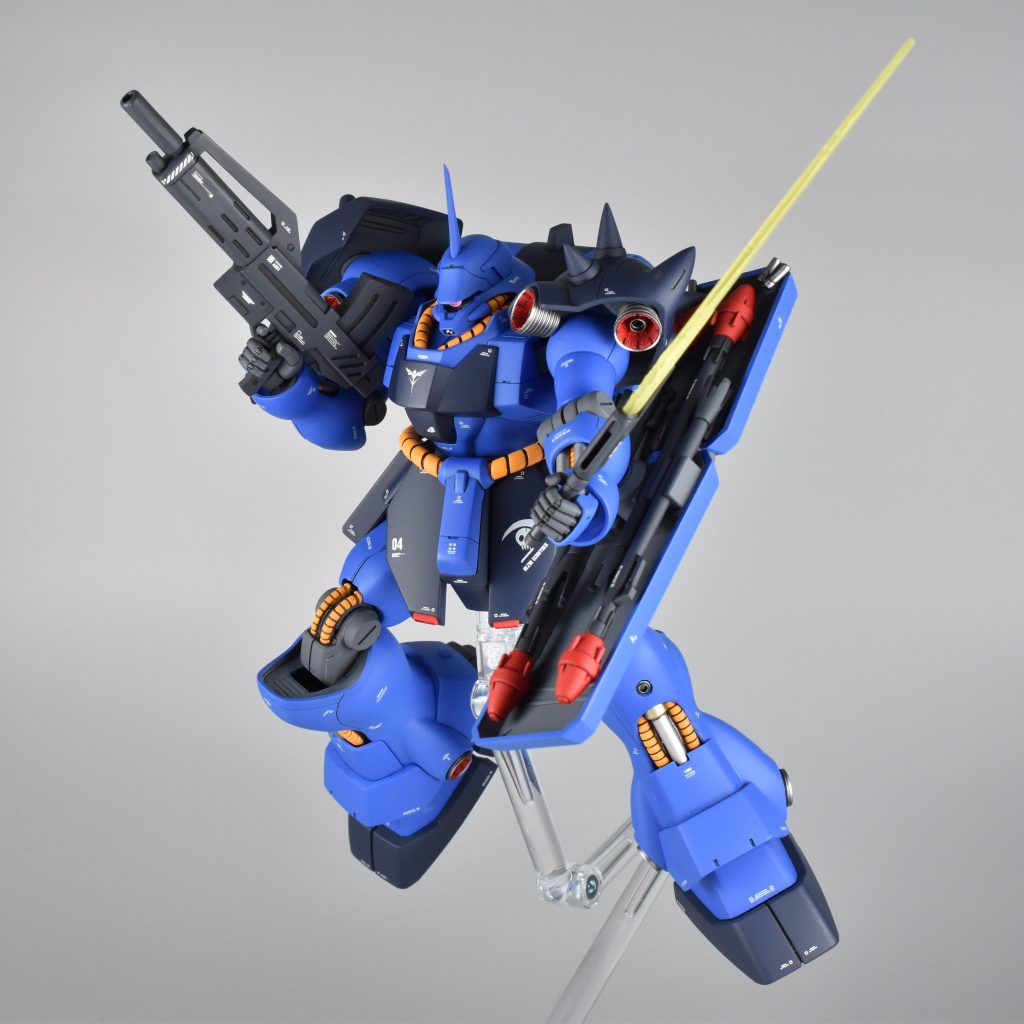 ビームサーベル持たせたり