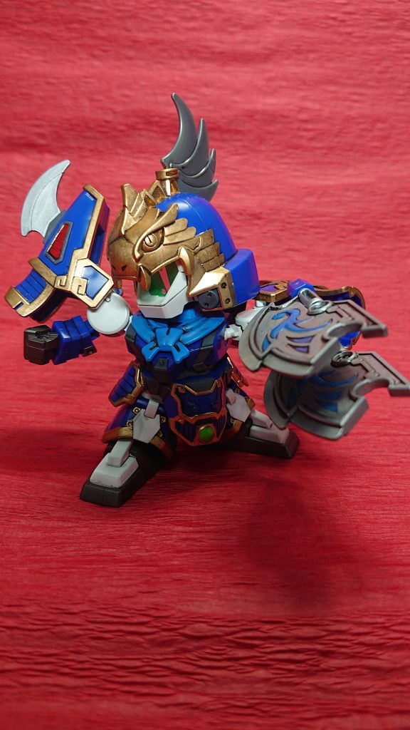 WガンダムEW登場の機体モチーフなので、ダブルガトリング風で斧を装備できたりと色々遊びがあって気に入ってます。