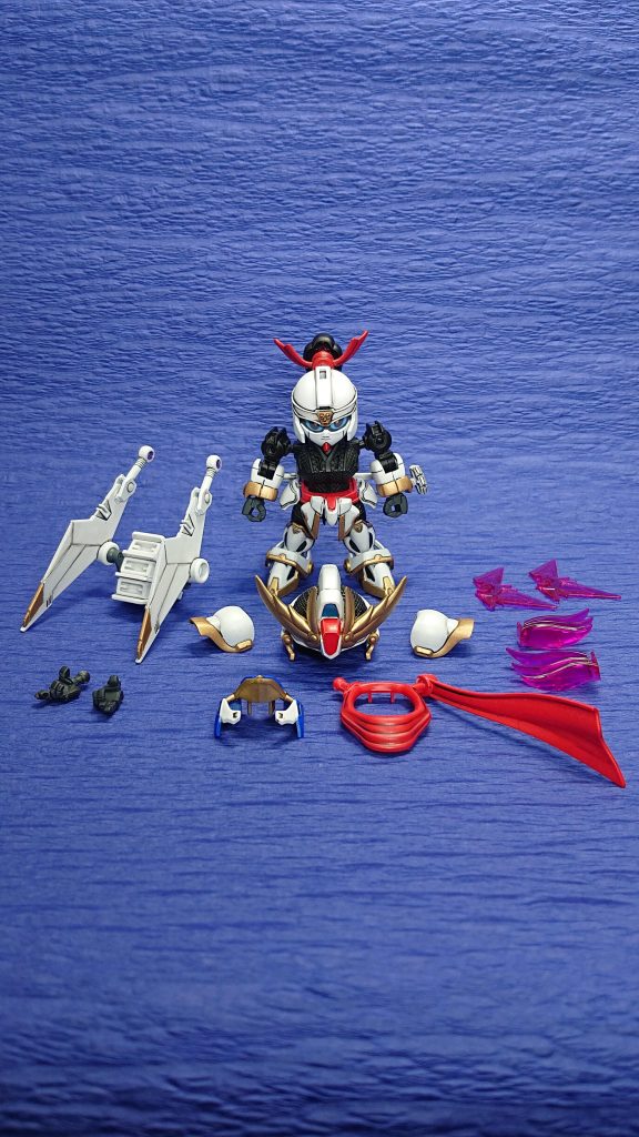 装備パーツ 一式マフラーは右側にもつけられるよう接続軸を追加しました。バックパックとヴェスバーはキットのままだとポニテと干渉するのでLEGEND BB 烈光のバックパックと30MMのパーツで位置の変更をしました。