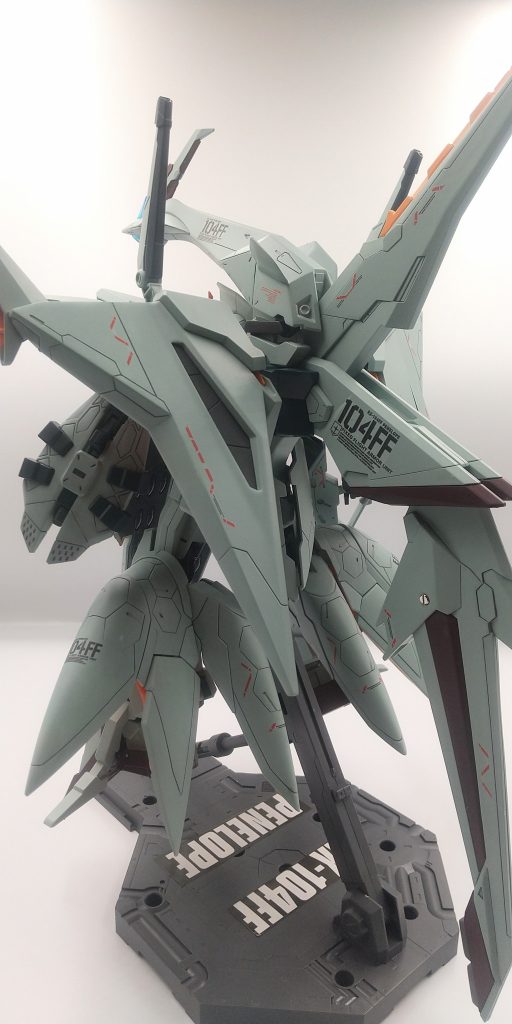 斜め後ろからです。