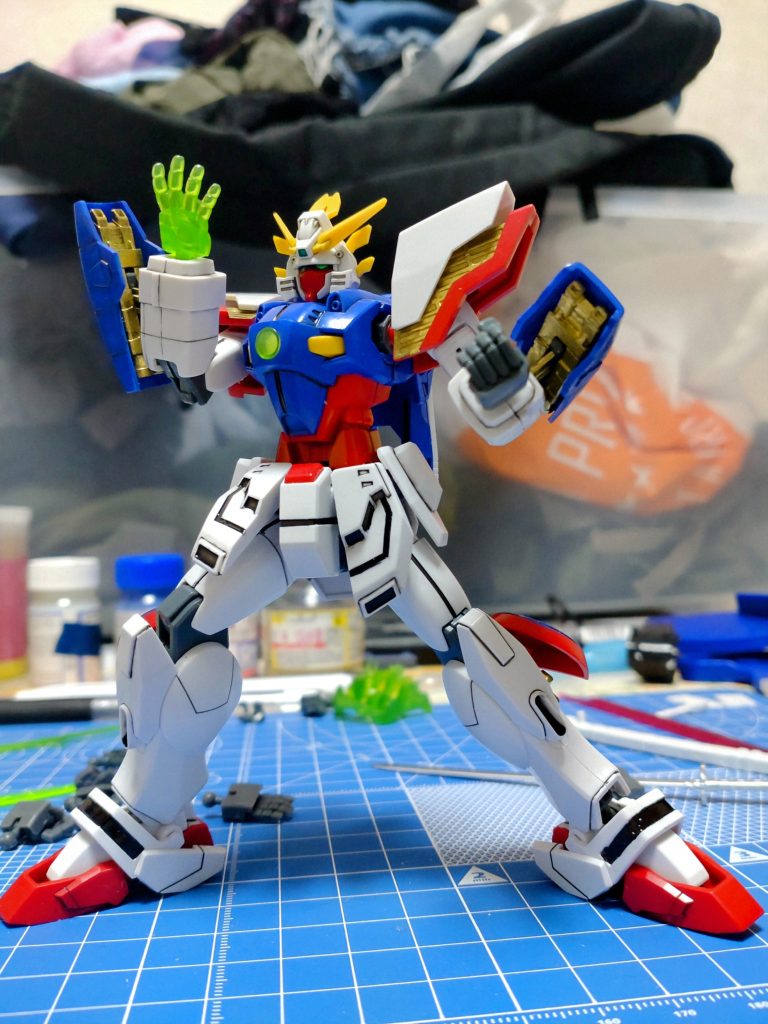 シャイニングフィンガー決めポーズ塗装は、部分塗装です。RGが待ちどおしいですね。