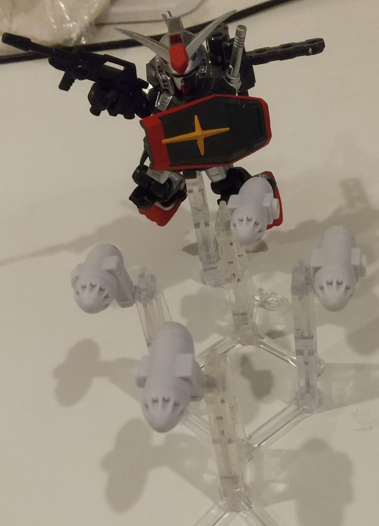 ビット射出背景が白いかつベースがクリアカラーなせいで映えが悪すぎる