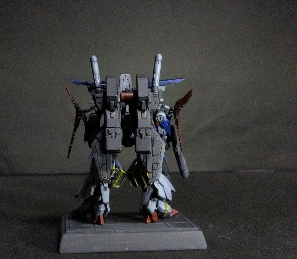 後ろ姿はバックパックがやたらでかいのでこれ以上は無理でした💦