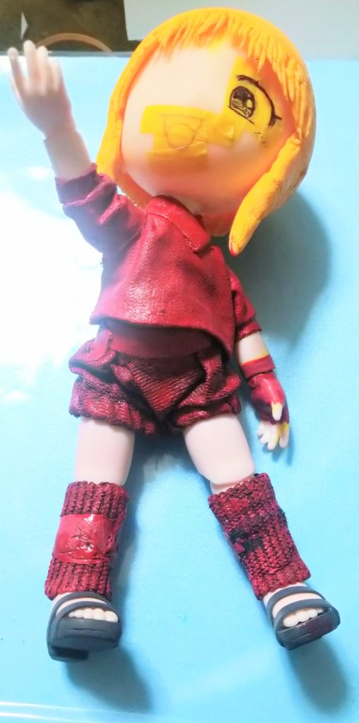 水性アクリジョン　赤ベタ塗り　水性　なので　木工用ボンド（ 水溶性）が溶けてえらいことに。。。