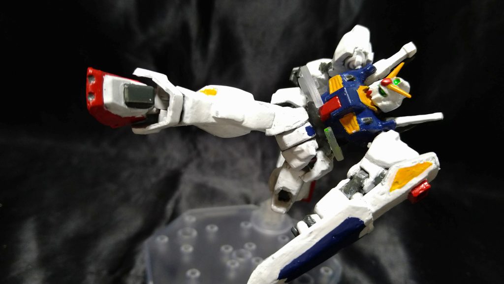 キーック!!実は足首も改造しなかったから緩いし、可動域も狭い。