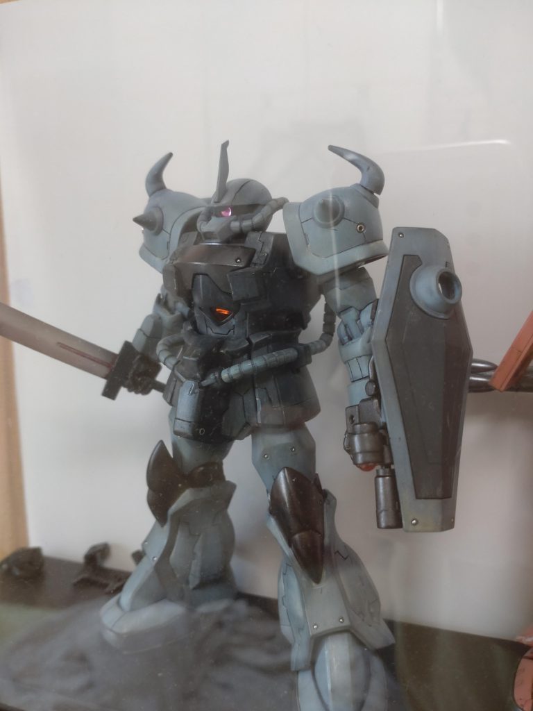 デカール貼る前はこちら。細かい作業が面倒くさいですが、デカール有りのほうが情報量が増えていいですね