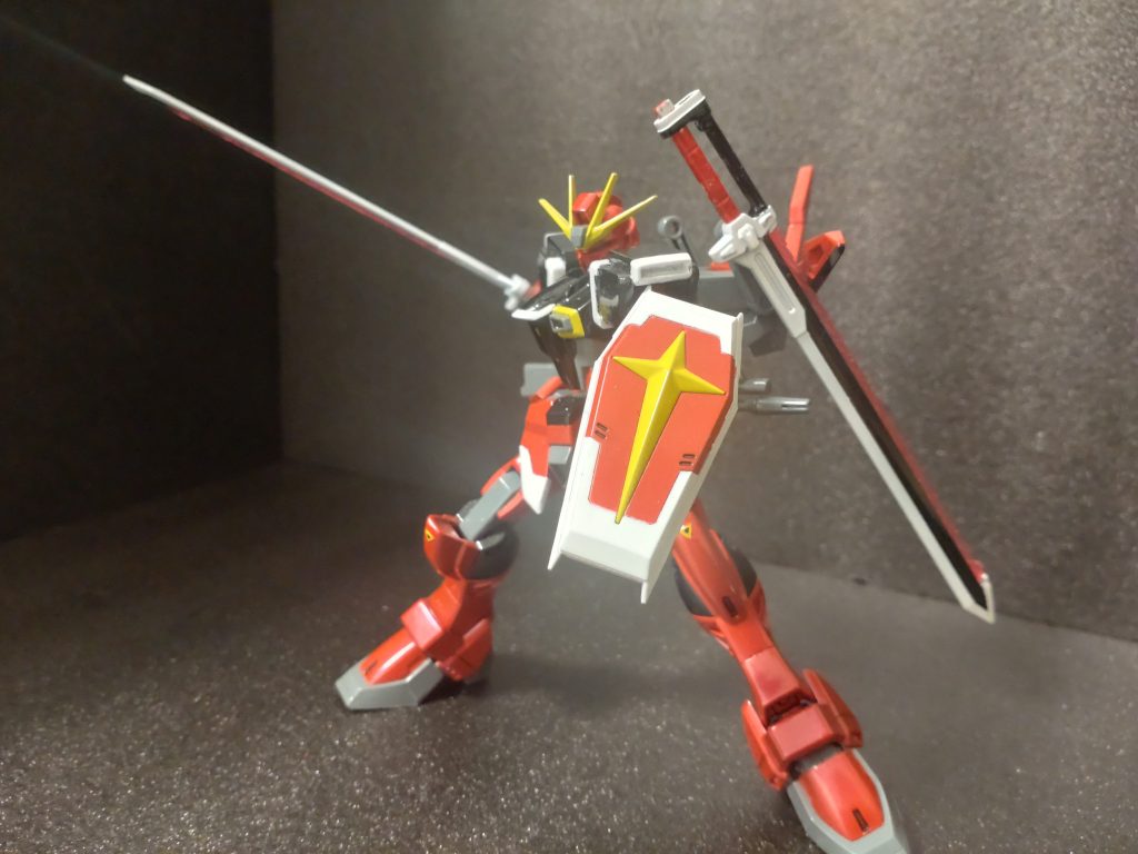 下手ってこと以外にも投稿していなかった理由の一つが、作り終わって遊んていたら塗装が剥げた悲しさでした。水性塗料は塗膜弱めとは聞いていたけど…。でもそれ以降塗膜剥げても「 まあこんなもんだよね。」とそこまで気にしなくなりました。