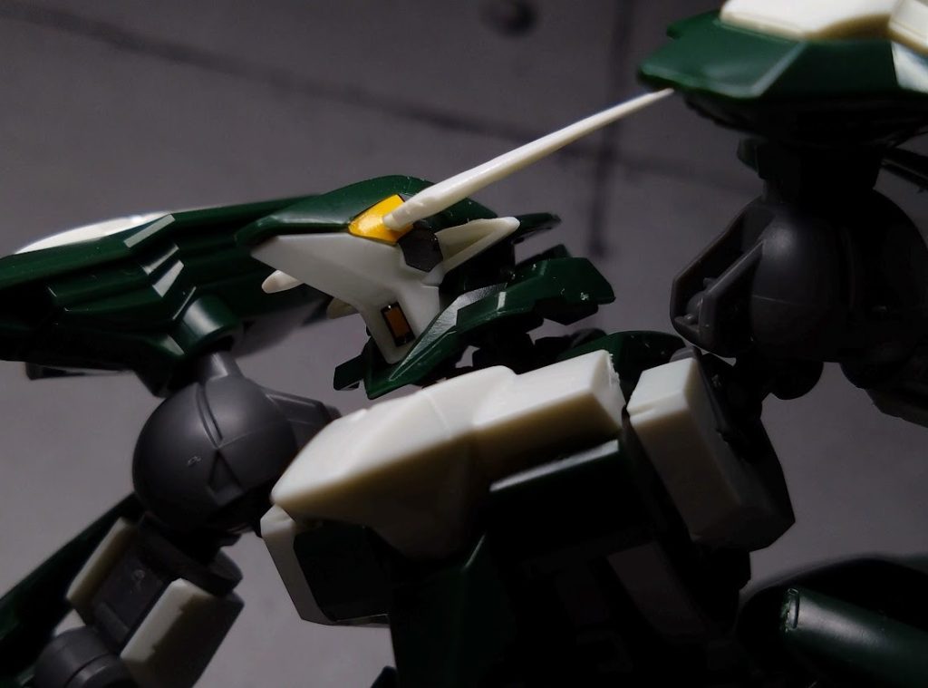 薄暗ドアップ！レギンレイズの進化形みたいな造形がいい！