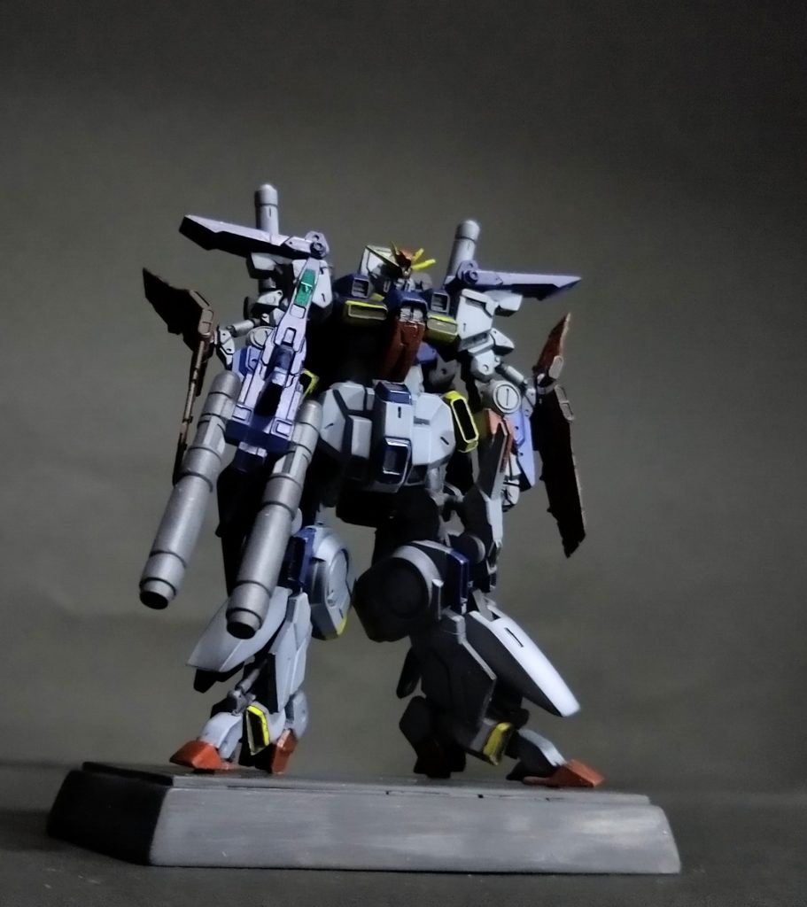 塗装は正直苦労しました💦いつもの黒サフから本体のホワイトだけエアブラシで吹いて残りは筆塗りとゆうか爪楊枝で慎重に塗りました😊