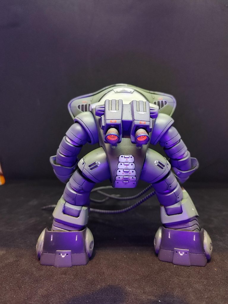 バーニアはキットのバーニアの上にMSバーニアを接着してます。外は焼け塗装、中は蛍光カラー、UVライトで光りま～す。