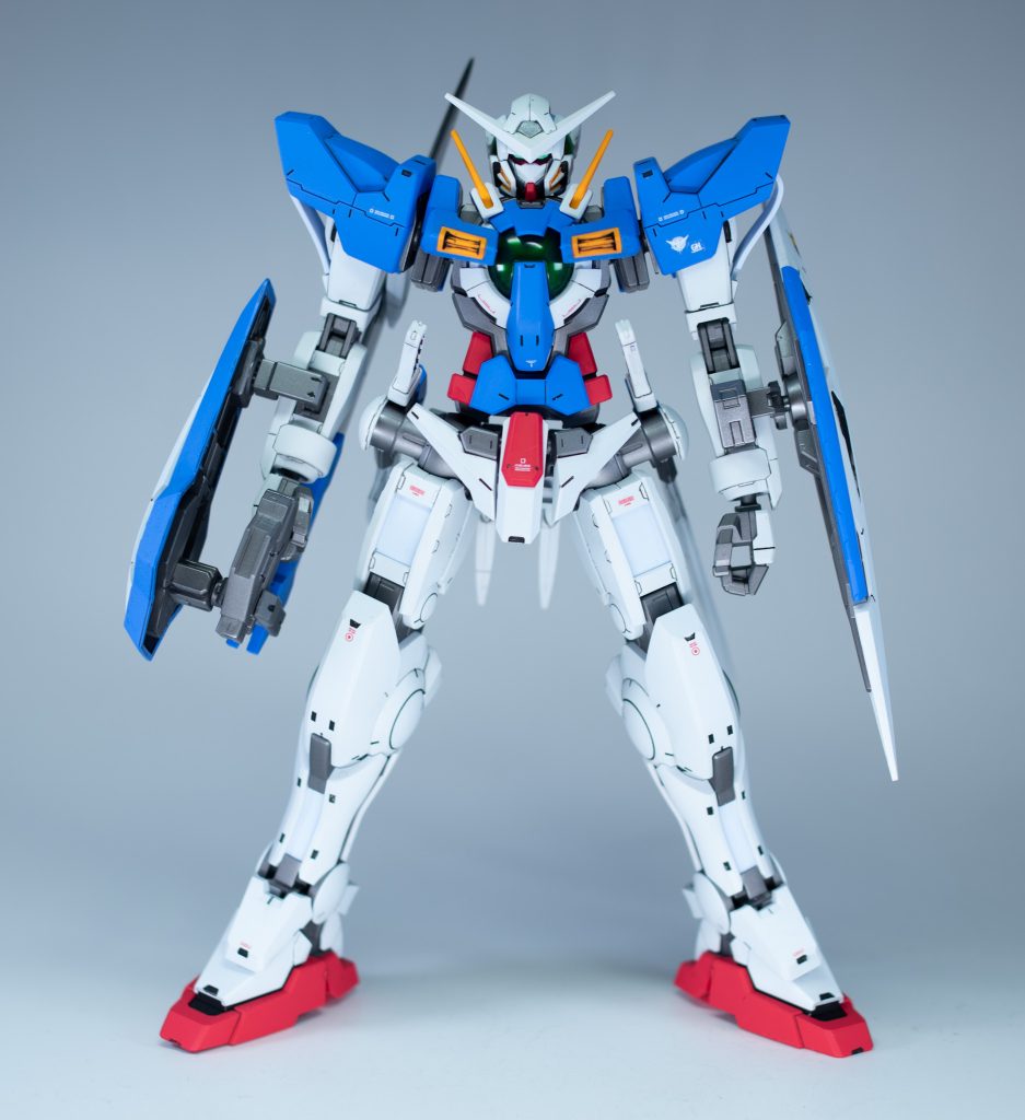 下半身と肩がかなりがっちりしててめちゃ強そうです。