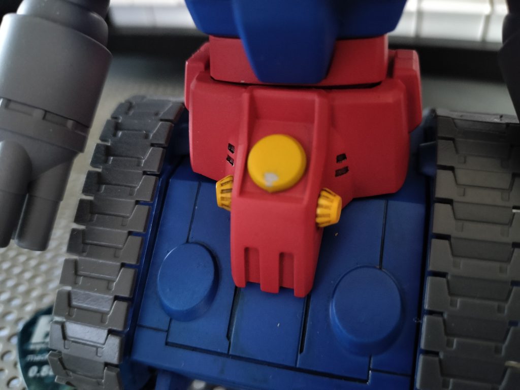 が、トップコートをせず,組み立てようとして色々な箇所が剥げてしまい。。泣く泣くウェザリング塗装行きとなりました。