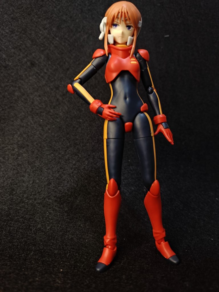 正面。この勝気な表情もいいですね。