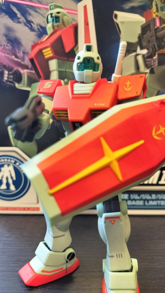 トップコートを吹くときにも塗装が乾ききっていなかったのか変色してしまい…