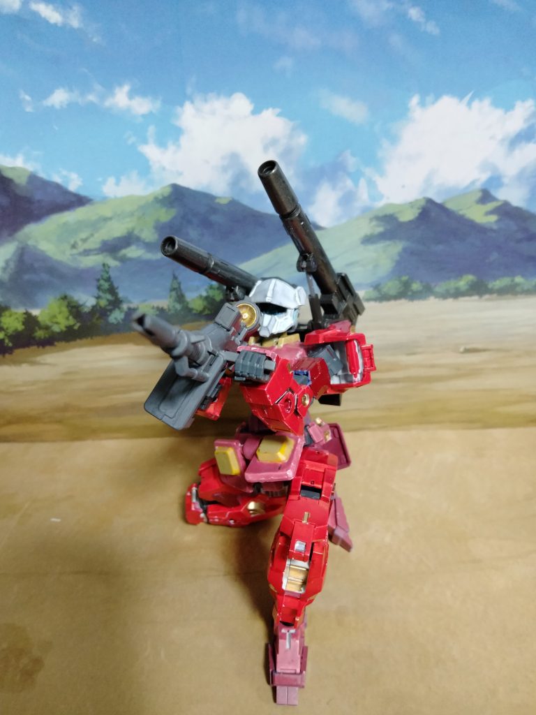 可動域が広いので、狙撃ポーズとりやすいです