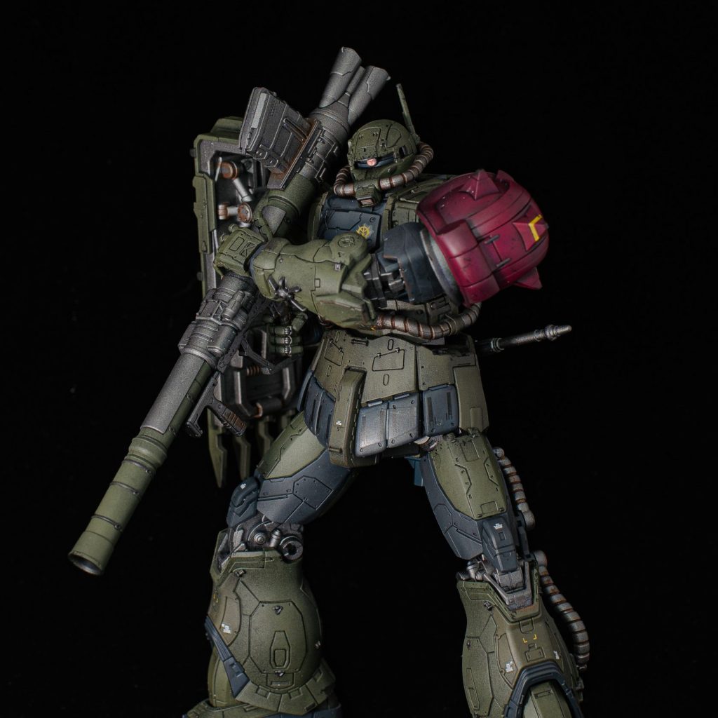 ジョー1/144 HGザクⅡ ジオラマ付　完成品　バラ売り可 ガンプラ「HG 1/144 ザクII F型 ルショーン機 & 無識別型ザクII