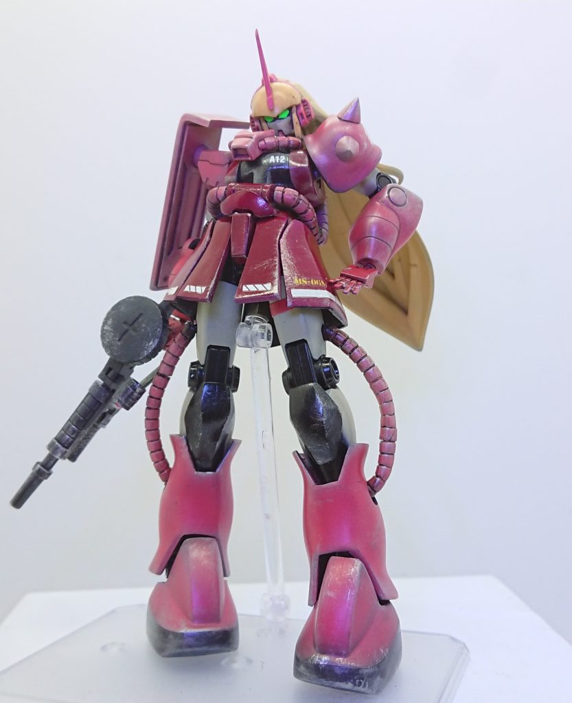 そのままザクを「女子」にするとずんぐりむっくりなので細身で構成しています❗