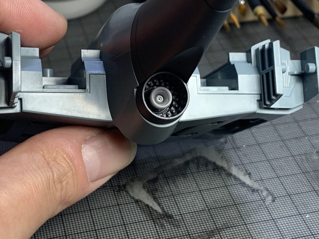 バーニアの真ん中に小さいバーニアを追加しました。