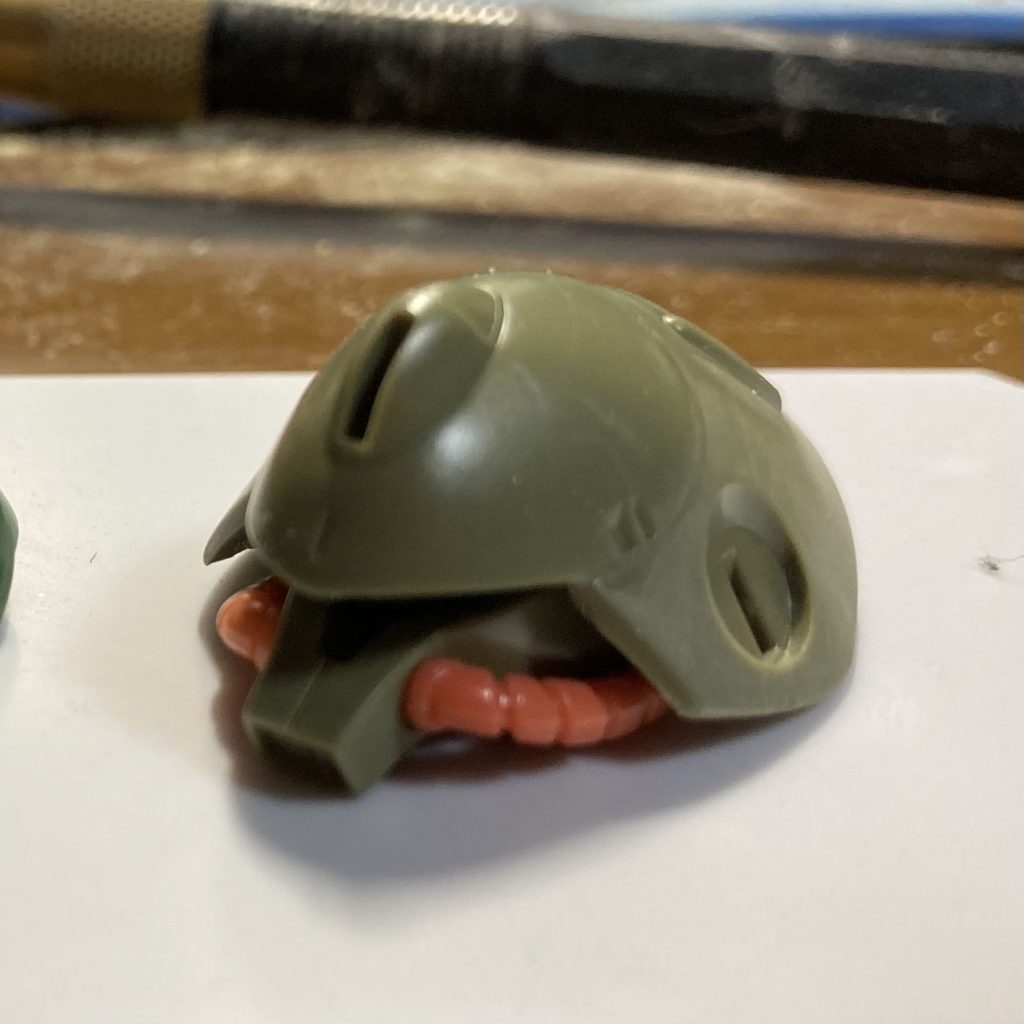 頭部はマラサイをベースに…