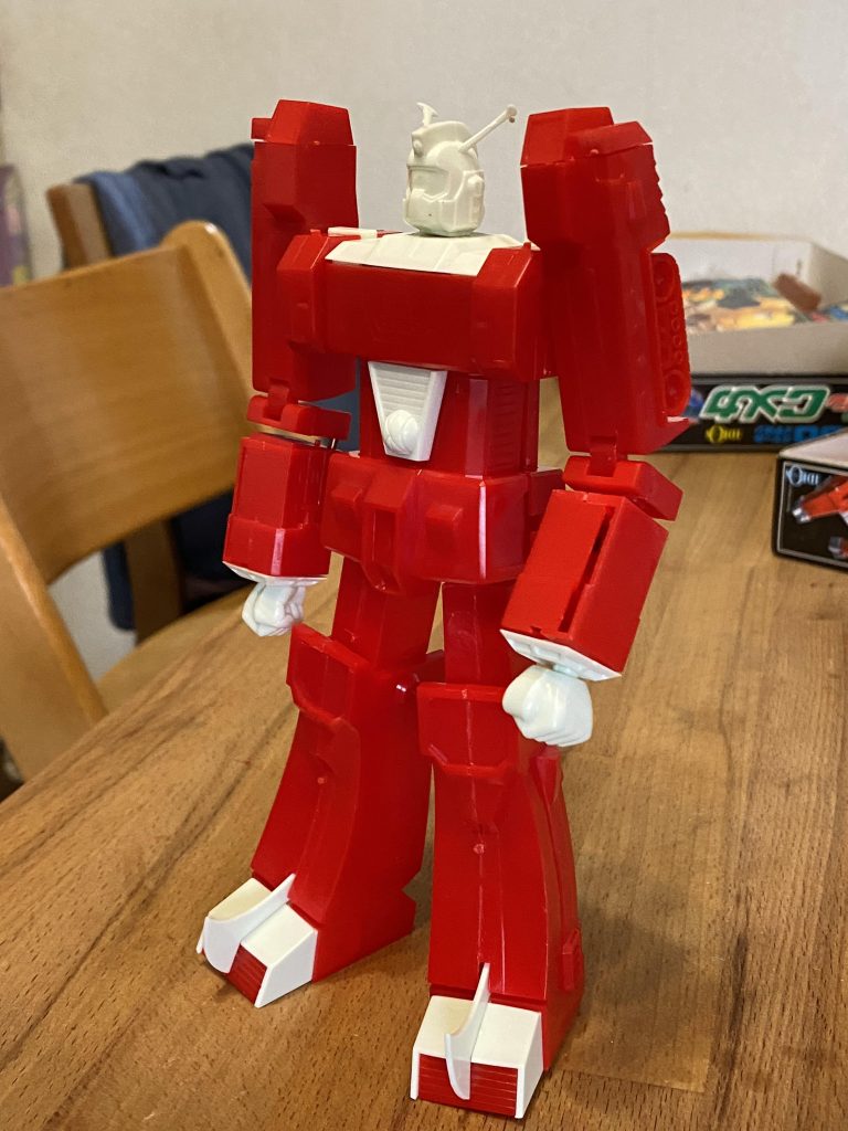 元キットからそこそこ変えたのでどうかガンプラ認定して頂けたら…