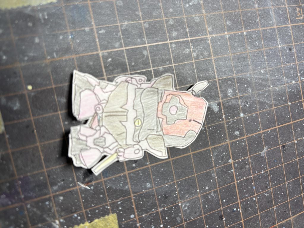 ガンプラではありませんが、娘が6歳か7歳くらいの時に描いてくれたドム。今でも大切に保管しております。