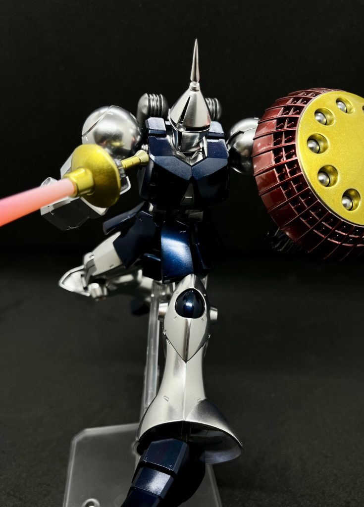 初めて使いました。この塗料を使いたいが為に仮組み放置していたギャンを引っ張り出して塗装仕上げました。