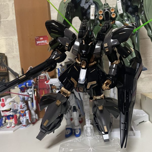 パパ大佐専用サザビー(訓練中ver)