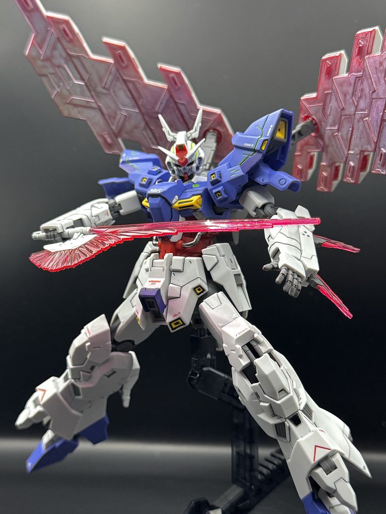 以前から気になってたガンダムマーカートランザムホロレッドなるものをサイコプレートに使用してみました。お手軽に雰囲気出てめちゃくちゃ良きです。写真だとわかりにくいですね。
