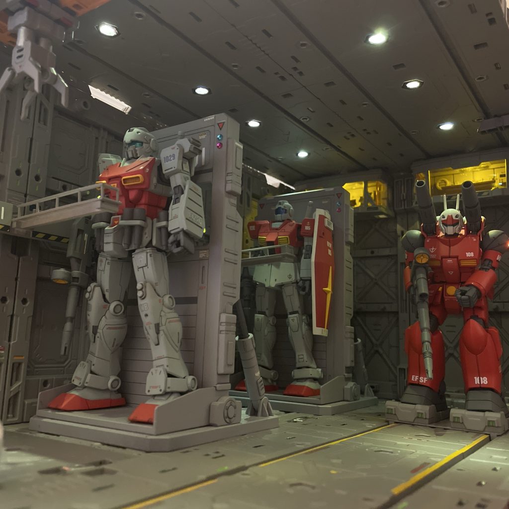 MSを設置全体をアサヒペンクリエイティブカラースプレーのスチールグレーで塗装してあります。 