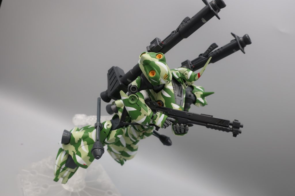 そして次はなんの音楽を聴こうかな・・とカセットテープを選びます。ビデオを借りにレンタルビデオ店にわざわざ出掛けたりします。