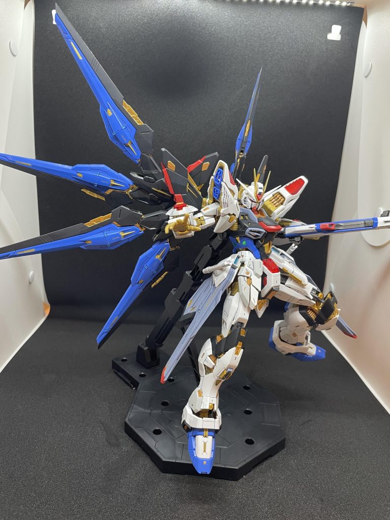 ポーズ3ポーズはXなどを参考にしています