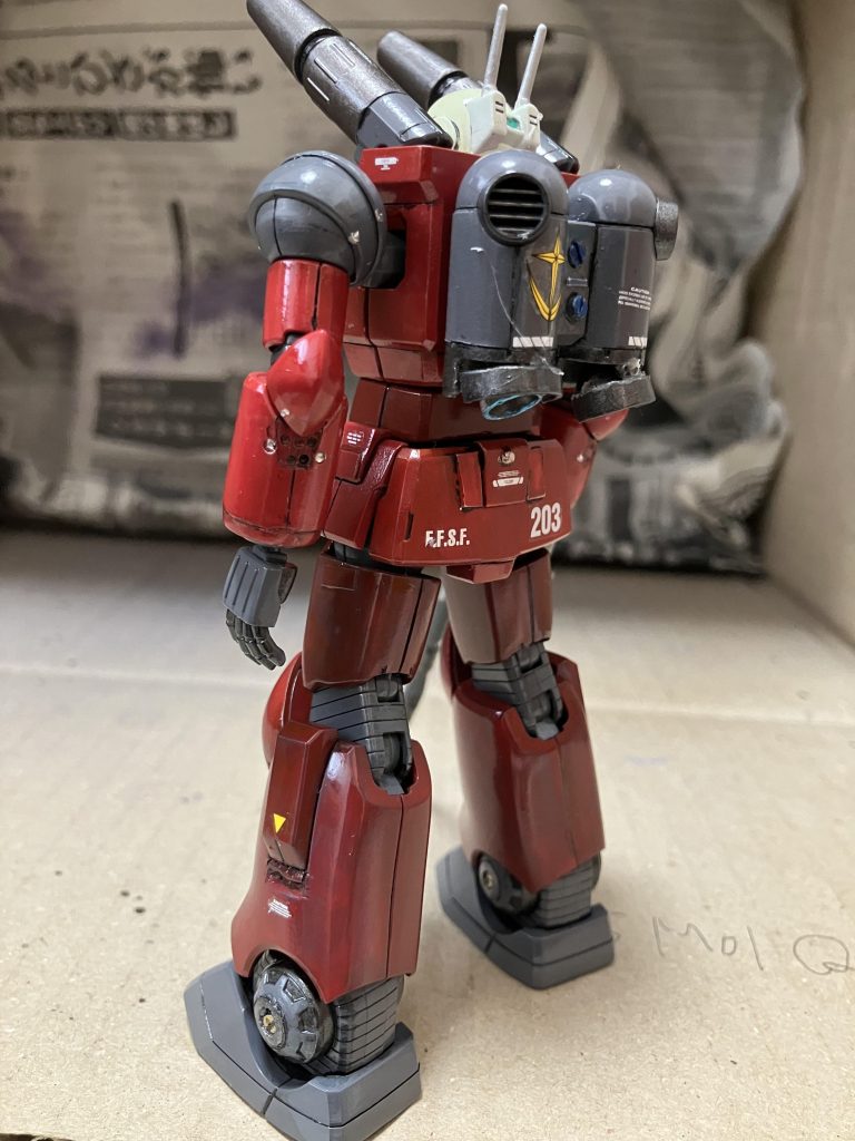 鉄人28号ななバックパックがどうしても許せなかったので加工して開閉式風に仕上げましたかなり雑ですが😅