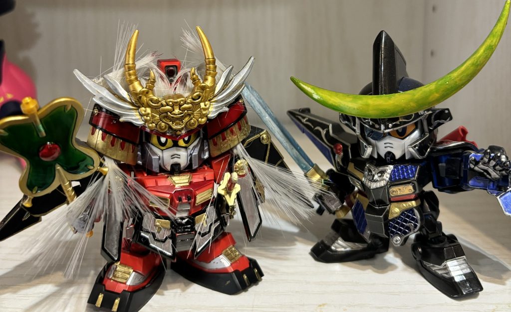 過去に作った伊達政宗頑駄無と！武田信玄は鎧と毛が干渉してあまり動けません笑