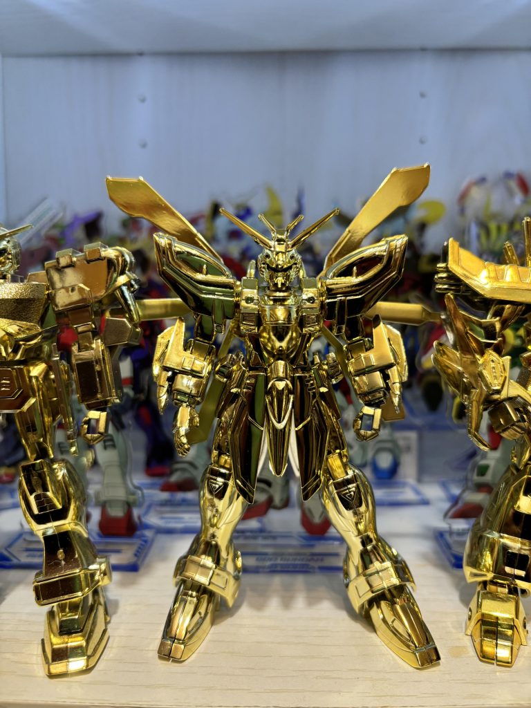 経年劣化せずにメッキが薄くなっていなくて嬉しいです。ポリキャップ部分のみ塗装しました。