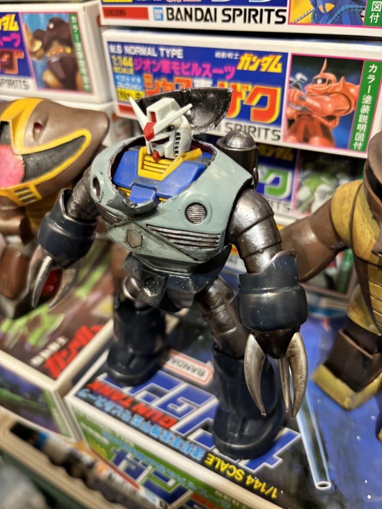 元々狙ってたかのようにEGのガンダムがピッタリ入りました！