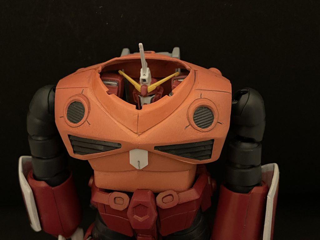 分解工程まずは頭を外す。溝に支柱を嵌め込んでるだけなので簡単に外れます。