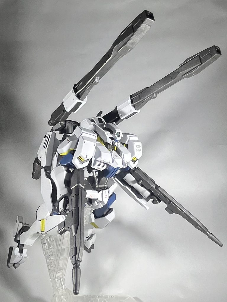 個人的に1番好きなガンダムフレームの機体なのでいつも以上に気合を入れて製作しました！！また別のフラウロスも作る予定ではあるので次回作も気合入れていきます！💪