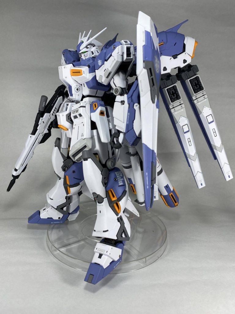 RG Hi-νガンダム–3枚目/制作者：metya