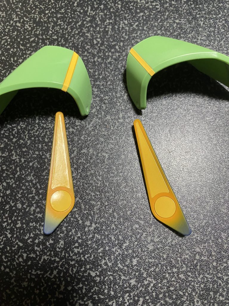 一部のマスキングにはキット付属のシールを使ってます。