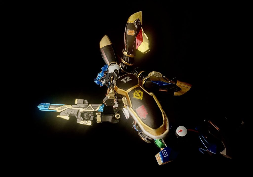 12番目のガンダムと言う設定です。何故12番かと言うと…なんとなくですね。笑