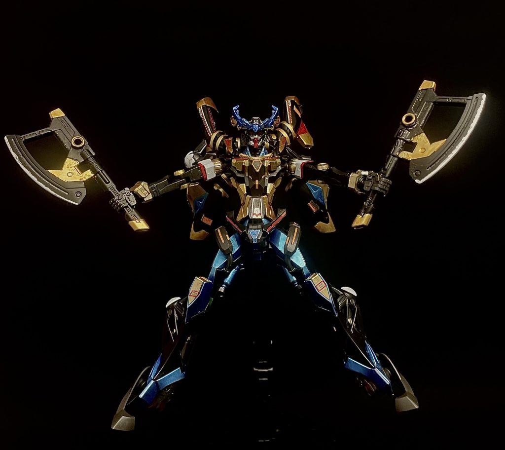 覚醒モード突入!近接武器はダブルアックス。ザクヒートホークの三倍強い。