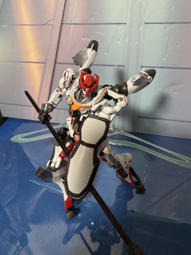 むー。。ガンダムではないな。。