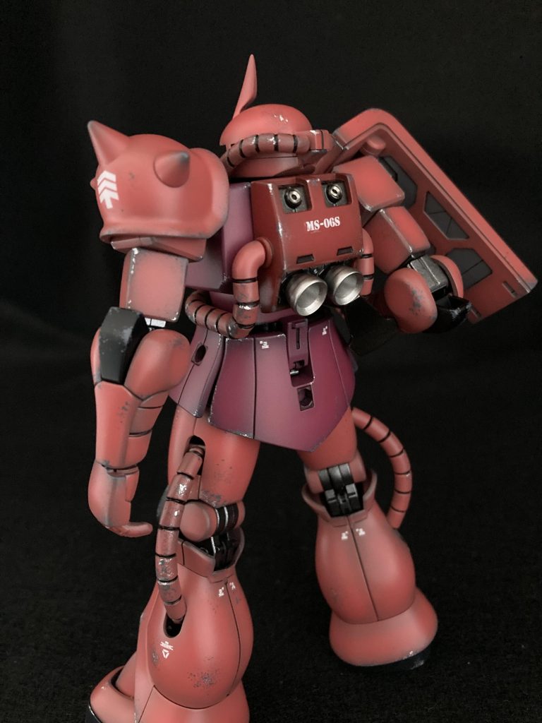 とは言え、そのままだと味気ないので、適当にデカール貼ったり、ウェザリングしてみたり…。