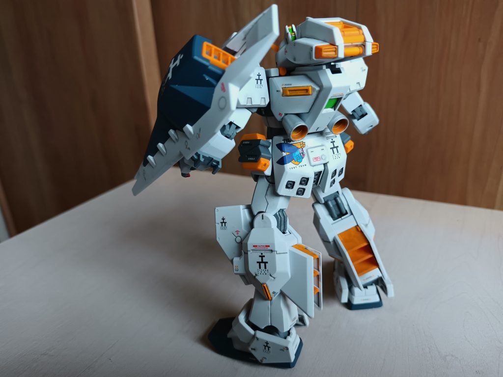 ランドセル？のインテークは別パーツ化してほしかったですね。ちょっと塗分けが大変でした。