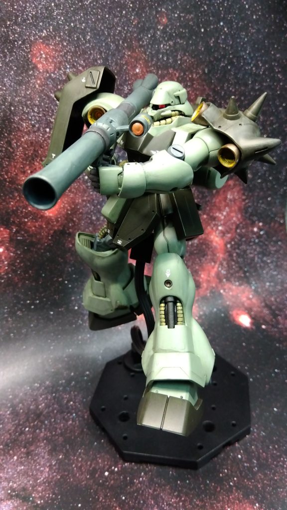 試しでバズーカを装備すると、モブ度が増す気がします。