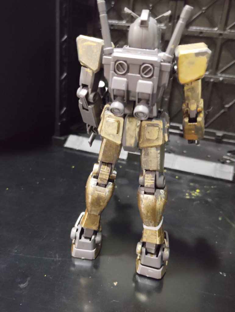 そういや、ガンダムベースで貰ったんだけどその時商品がほとんどなくて、ガラガラだったんですよね。せっかくアイドル呼ぶんならもう少しお客来るように配慮しないと可哀想だと思った。その日は子供が何か買いたいというので行った日でした。