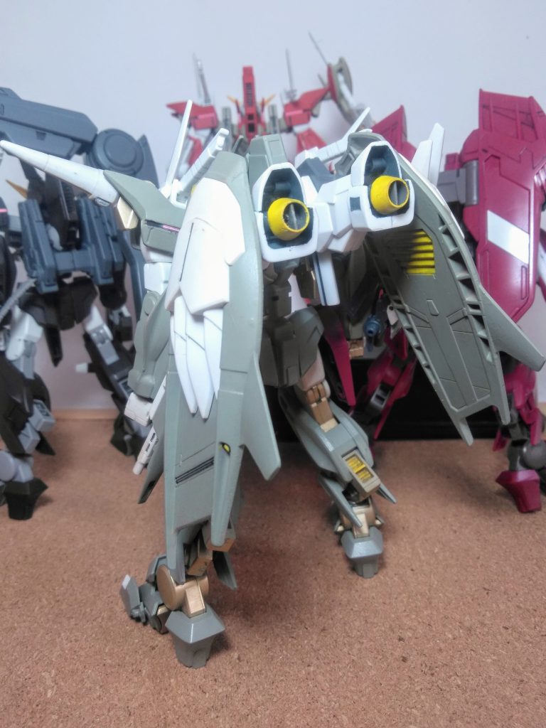 イツもの中古屋さんから¥500(税抜き)で身請けです 😚パーツの欠損は無し!武装もモレなく付属しておりました 😆コイツァ↑カイダッ!!