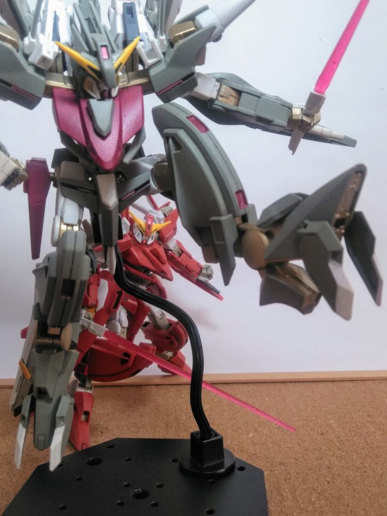 さらに!!モチーフが『オーラバトラー』なので脚爪?攻撃も出来ますゼッ❗🤩⤴️⤴️