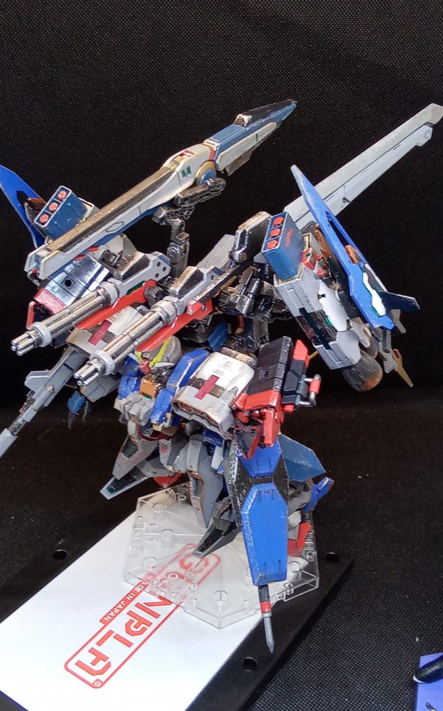 水星世界で実体弾はダメな気もしますが・・重モビルスーツには実体弾は必須と判断